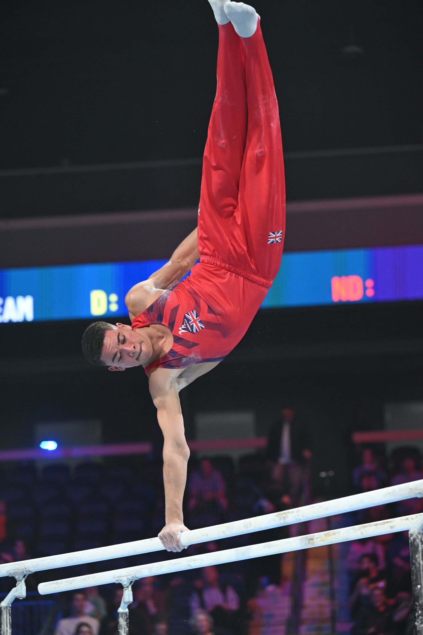 Sol Scott on the parallel bars at American Mixed team cup 2026